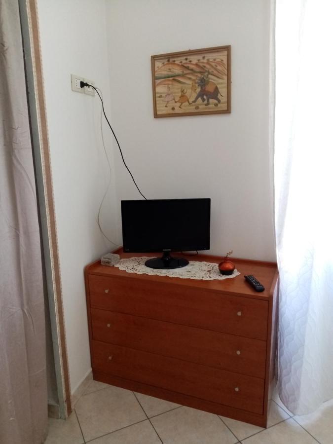דירות לנצ'יאנו La Casetta Delle Fate מראה חיצוני תמונה